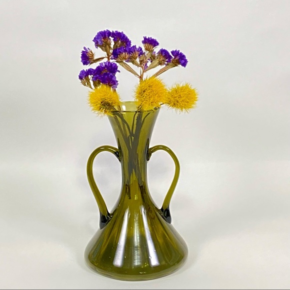 VINTAGE Green Blown Glass Double Handle Mid Century Vase - Picture 15 of 17